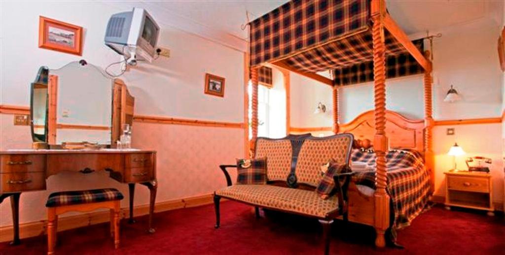 Mackinnon House & Lodge Kyleakin Eksteriør bilde
