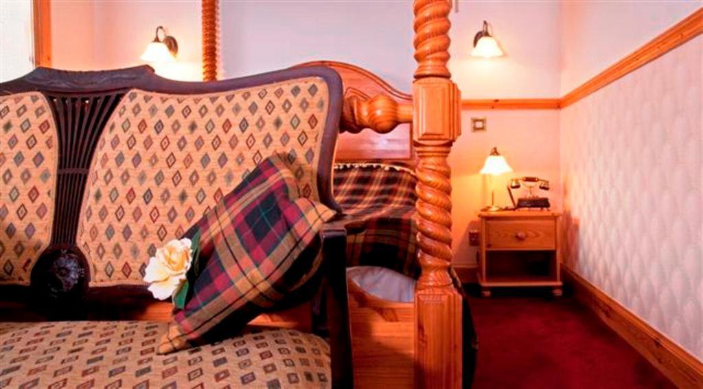 Mackinnon House & Lodge Kyleakin Eksteriør bilde